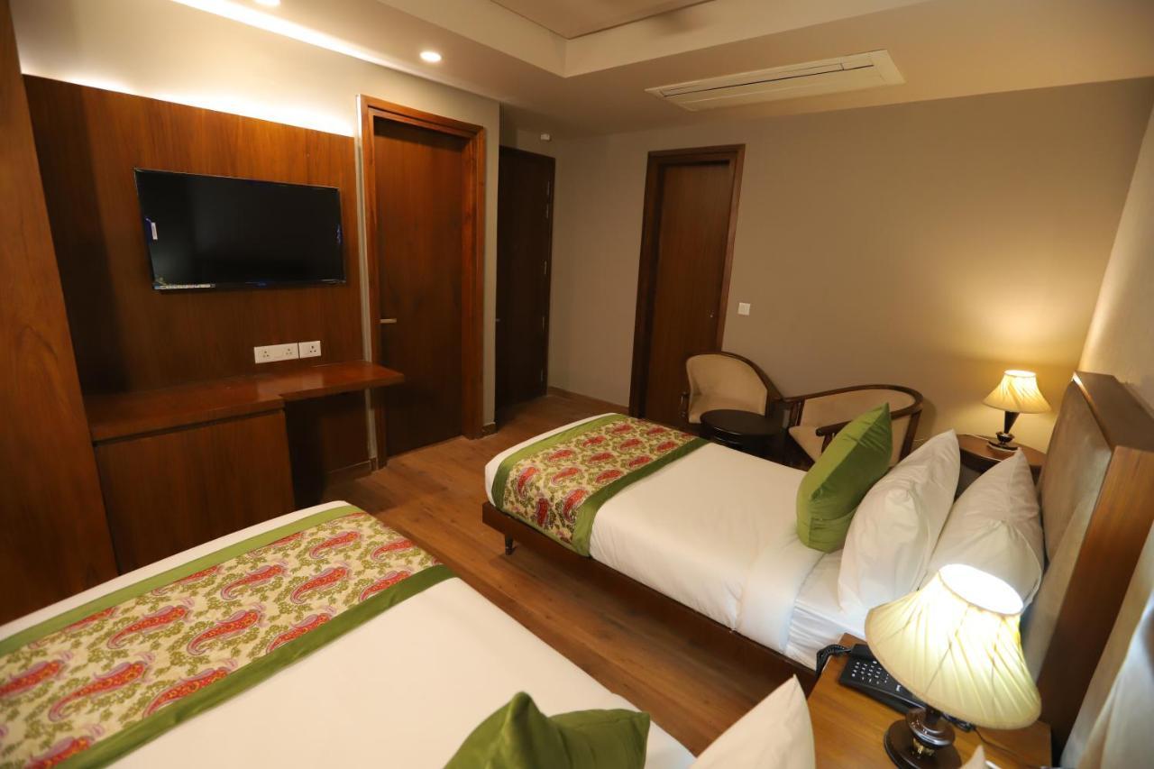 Ip Royal Hotel - 新德里 外观 照片