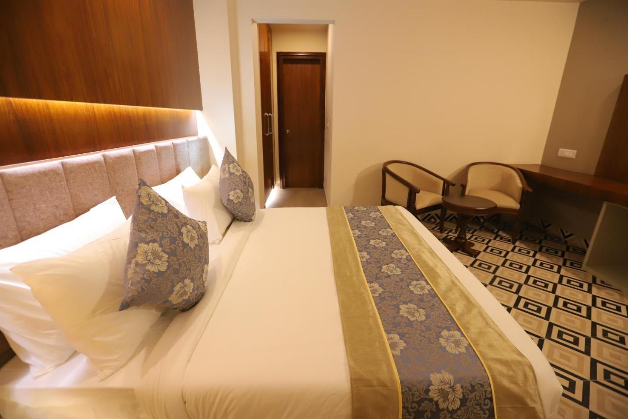 Ip Royal Hotel - 新德里 外观 照片